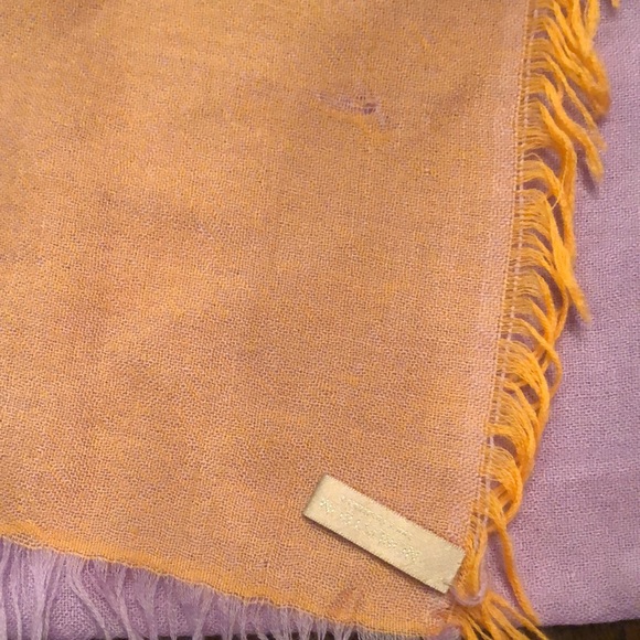 💜Nordstrom’s Color block pastel fringed lightweight cashmere wrap - Picture 7 of 7